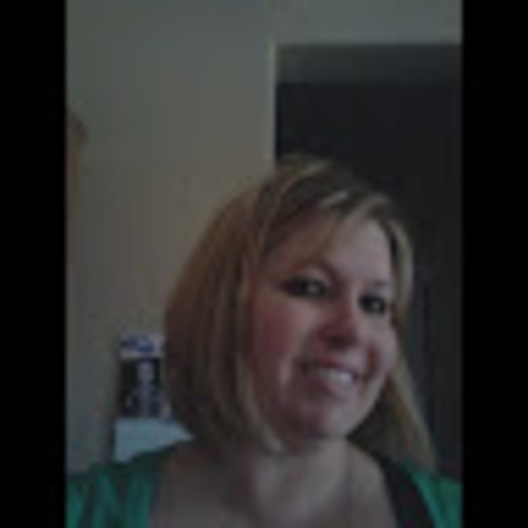 Meet your Posher, Christy - Picture 1 of 1